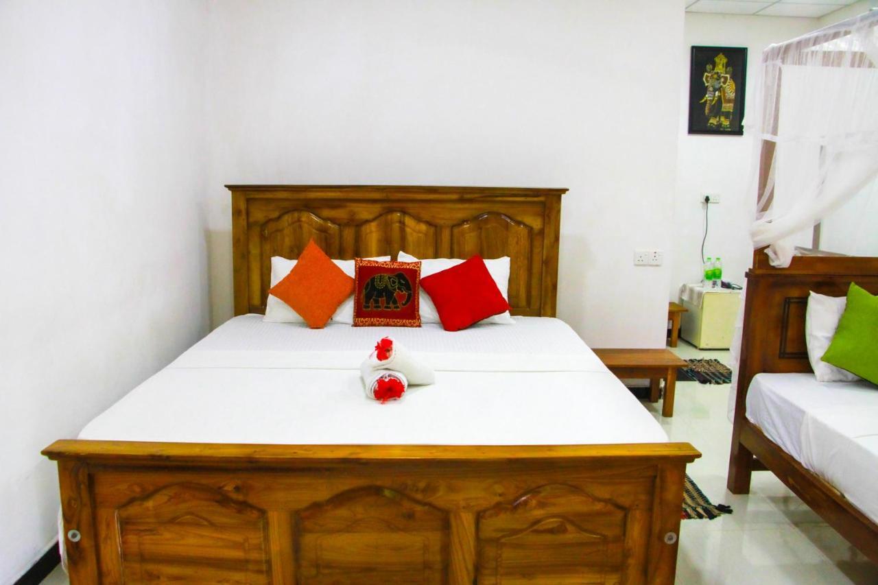 Galaxy View Homestay Sigiriya Exteriör bild